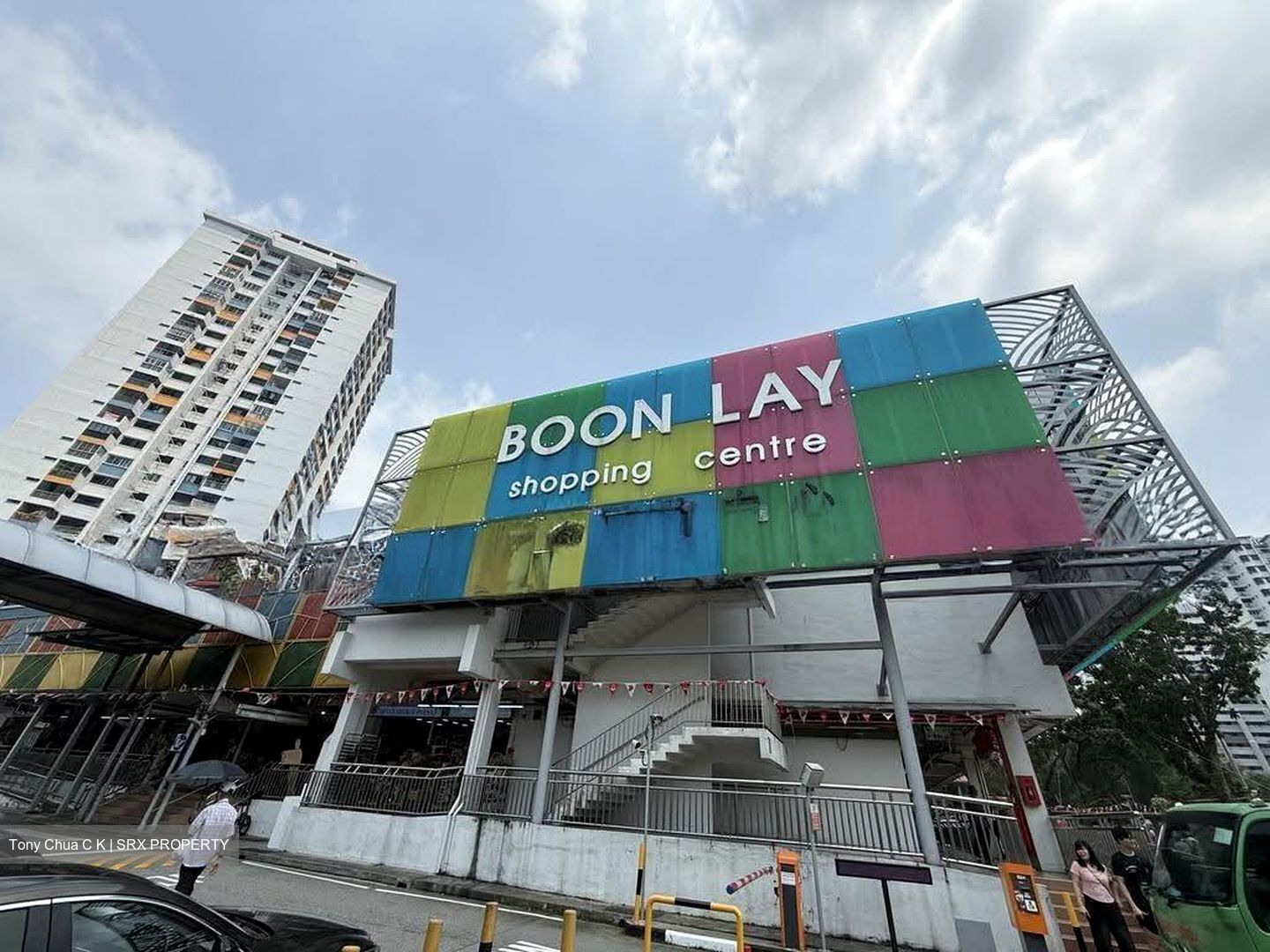 Boon Lay Shopping Centre (D22), Retail #628357201